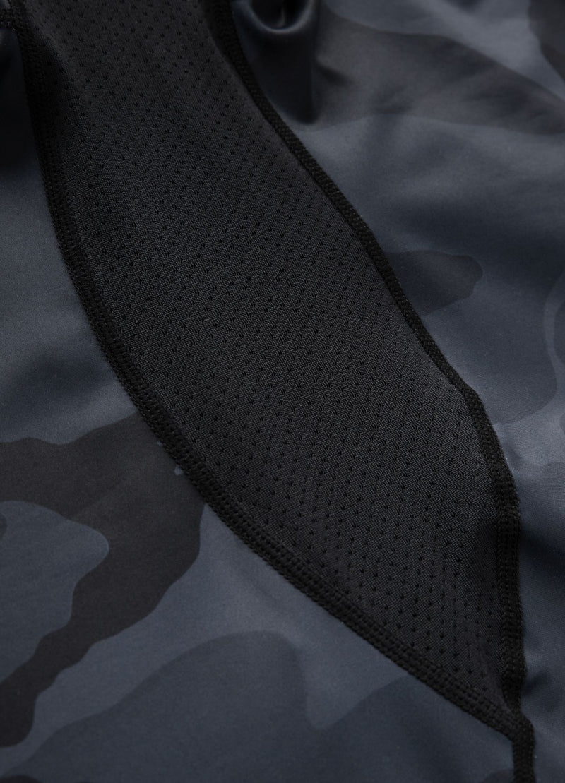 Rashguard Performance Pro plus All Black Camo Small Logo